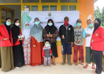 Mahasiswa Kehutanan Unhas Sosialisasikan Handsanitizer dari Limbah Pohon Pinus