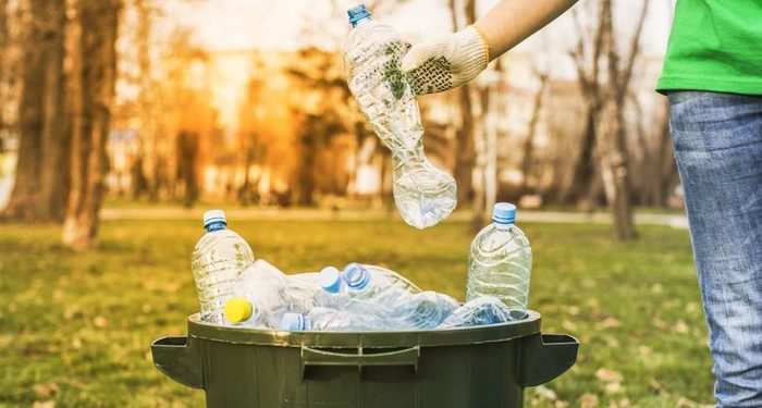 SDGs Center Unhas Bahas Pentingnya Daur Ulang Sampah