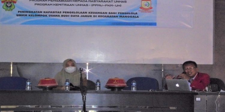 Tim Pengabdian Unhas Gelar Pelatihan Bagi UMKM di Manggala