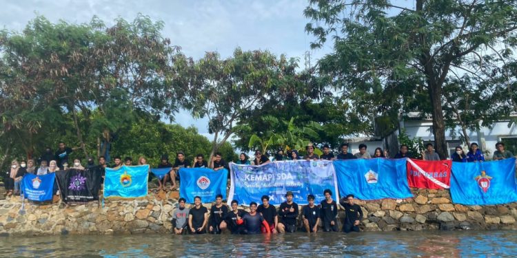 Kemapi FIKP Unhas Adakan Pengabdian di Pangkep