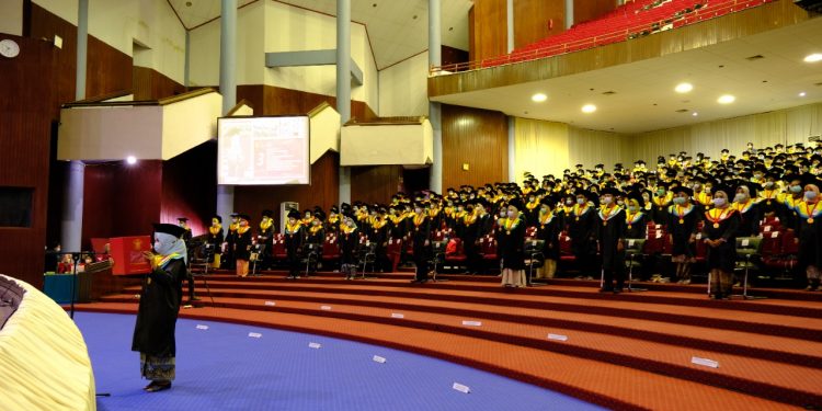 Potret Wisuda Unhas Periode II November 2021