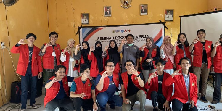 KKN Tematik 107 Sanrobone Gelar Seminar Program Kerja
