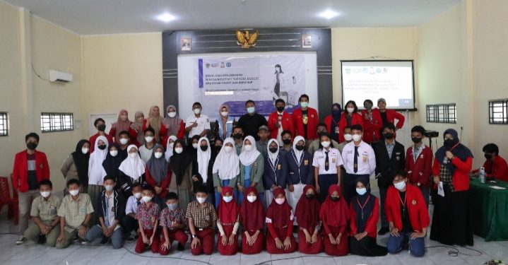 Wujudkan Makassar Smart dan Bersinar, KKN Manggala Sosialisasi Pencegahan Narkoba