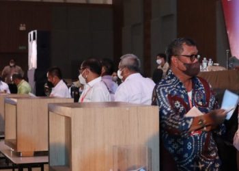 Melirik Peran Alumni