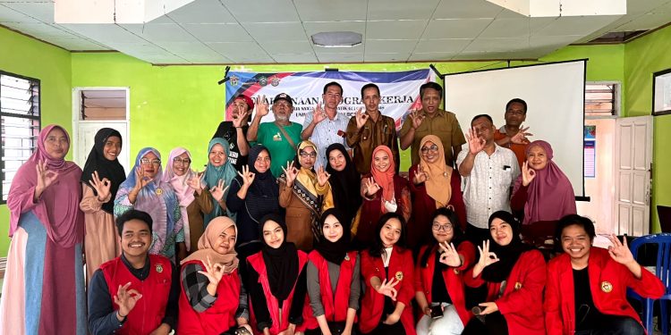 Bantu Cegah Stunting, KKNT 108 Unhas Takalar 2 Gelar Sosialisasi Bertajuk Edukasi Stunting