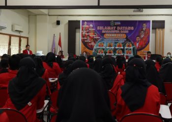 FKM Unhas Terima 330 Mahasiswa Baru, Dekan: Mahasiswa Harus Cakap Bahasa Inggris
