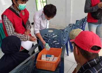 KKN PPM Unhas Bimbing Masyarakat Paham Cara Manajemen Obat