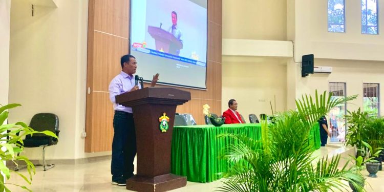 Amran Sulaiman Turut Sambut Mahasiswa Baru Fakultas Pertanian
