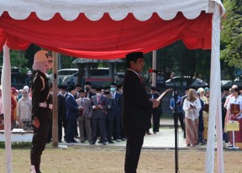 Unhas Peringati Hari Kemerdekaan RI Hingga Beri Penghargaan Satyalancana Karya Satya