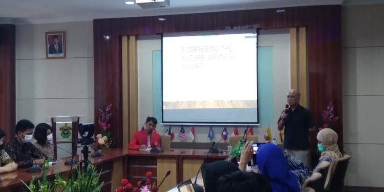 Dosen Antropologi Kanazawa University, Prof Haruya Kagami