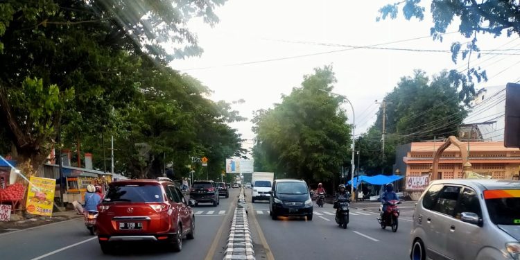 Kecerdasan Buatan Klasifikasi Kendaraan Untuk Menunjang Smart City