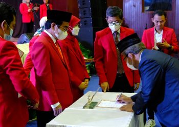 Dipimpin rektor, Unhas kembali lantik 121 pejabat tugas tambahan