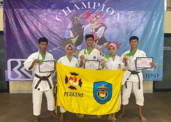 UKM Shorinji Kempo Unhas meraih medali emas dan perunggu pada Kejuaraan Mahasiswa Nasional Shorinji Kempo Tahun 2022 Universitas Negeri Jakarta di Jakarta Pusat, Minggu (2/10). Dokumentasi Pribadi