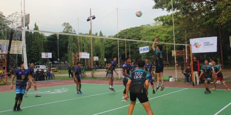 UKM Bola Voli Wadahi Atlet Prestasi Lewat Unhas Cup 
