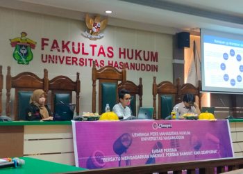 Kabar Persma LPMH Universitas Hasanuddin bertempat di Lab. Moot Court Dr Harifin Tumpa SH MH, Sabtu (12/11). IDENTITAS/A. Nursayyidatul Lutfiah