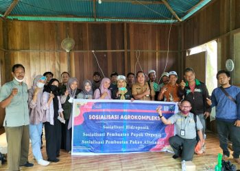 Baksosnas BEM Unhas Adakan Sosialisasi Pembuatan Pupuk Organik