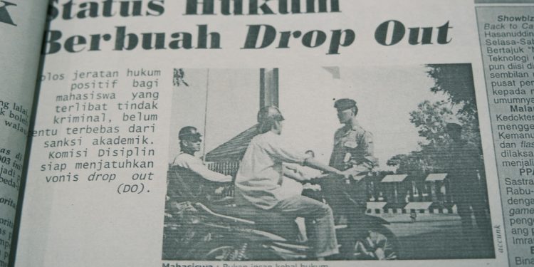 Menapaki Berbagai Sanksi DO di Kampus Merah