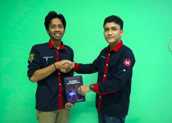 Identitas Unhas Memilih Pemimpin Baru