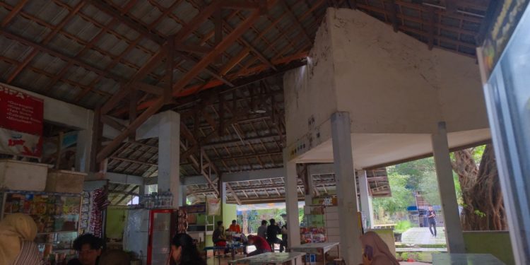 Titik Terang Kebocoran Kantin Jasmip di FMIPA