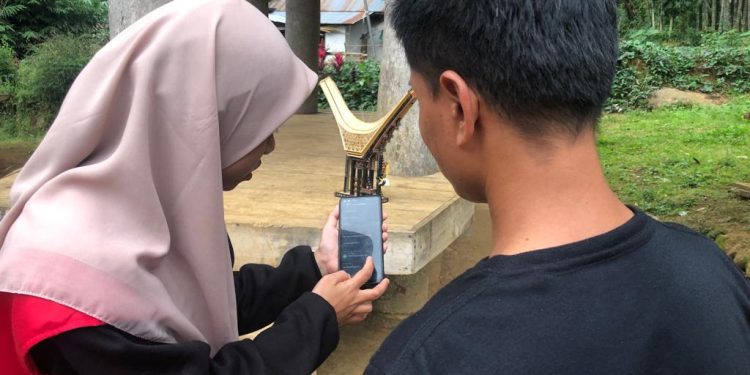 KKN Tematik 109 Toraja Utara Dorong Pelaku UMKM Manfaatkan Media Sosial