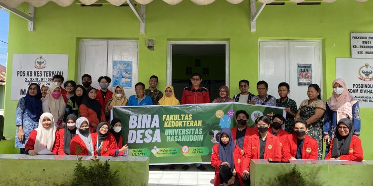 Foto bersama kegiatan Bina Desa Fakultas Kedokteran Unhas di Kelurahan Panambungan, Kecamatan Mariso, Makassar, Sabtu (25/3). Dokumentasi pribadi