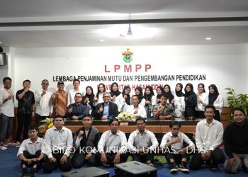 Foto bersama Kru Unhas TV pada Bimtek bertajuk "Pelatihan Kru Unhas TV" di LPMPP Unhas, Senin hingga Selasa (10-11/4). Dokumentasi pribadi