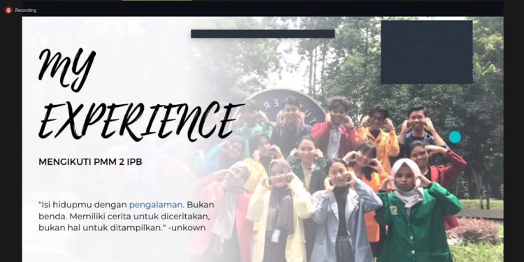 Pemaparan materi oleh peserta PMM 2 Unhas-IPB, Aisyah Amir dalam Fosil Youth Space UKM Fosil Faperta Unhas melalui Zoom Meeting, Kamis (27/4). Tangkapan layar