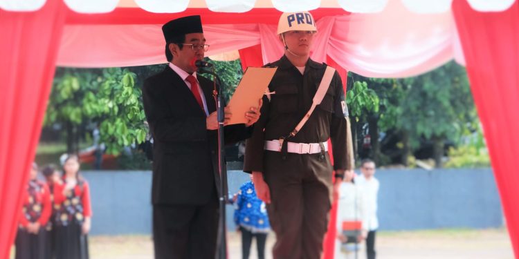 Upacara Hari Pendidikan Nasional, Mendikbudristek Harapkan Unhas Optimalkan Program Merdeka Belajar