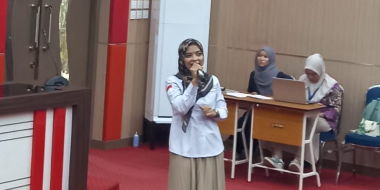 OJK Kenalkan Pasar Modal Syariah pada Seminar KSEI FoSEI