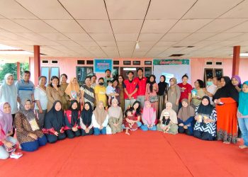 Workshop Mahasiswa KKNT Unhas Desa Baruga Berdayakan Warga Setempat Mulai UMKM