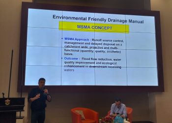 Dosen Singapura Datang di Seminar HMS FT-UH, Bahas Transisi Energi Negara Asia