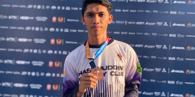 Harumkan Nama Instansi, Mahasiswa Teknik Elektro Unhas Juara 3 Lomba Panahan PON