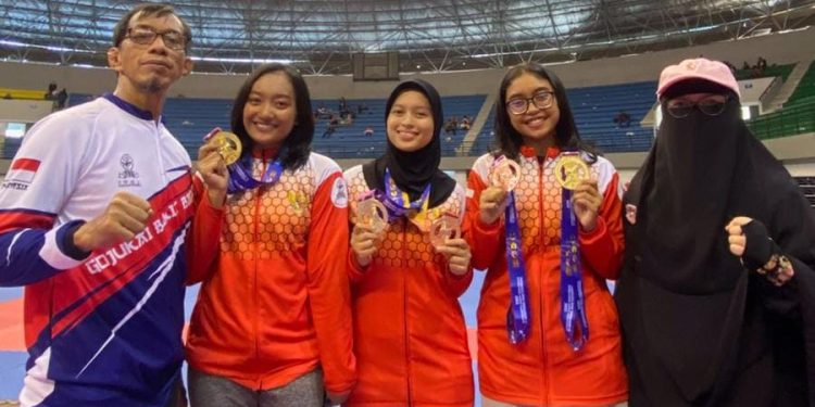 Ikuti Kejuaraan Internasional Karate, Mahasiswa Unhas Raih Medali Emas
