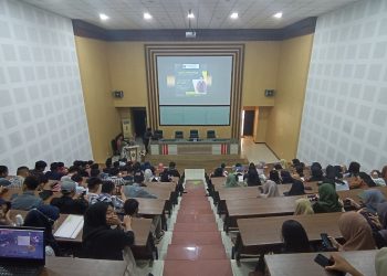 Kuliah Tamu Geofisika FMIPA Unhas Beri Gambaran Kerja Bagi Mahasiswa