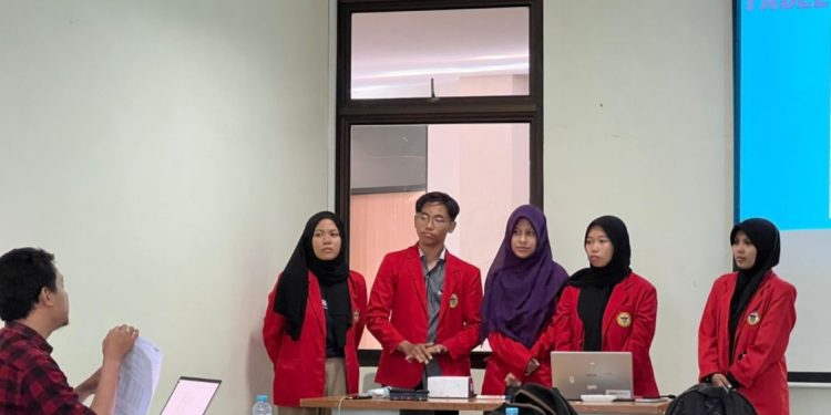 Tinjau Kinerja Tim PKM, Unhas Lakukan Monev Internal