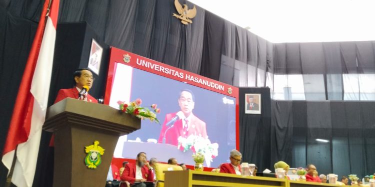 Rektor Unhas Titip Sejumlah Pesan pada PKKMB Pascasarjana