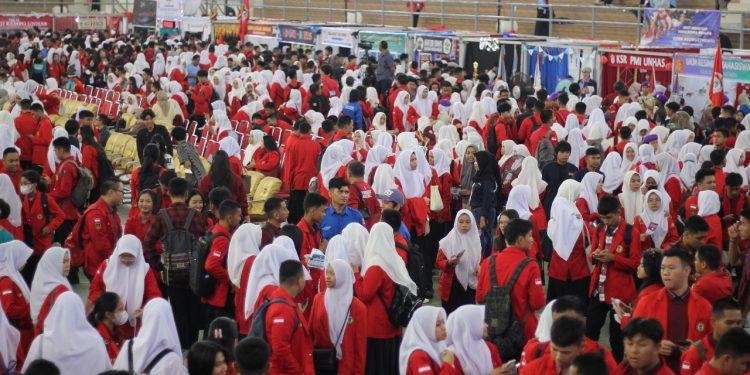 Euforia Unhas Day Jadi Ajang Pengenalan UKM kepada Mahasiswa Baru