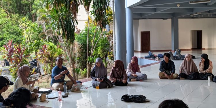 Diskusi Umum IMSI FIB Unhas Bahas Studi dan Gerakan Disabilitas