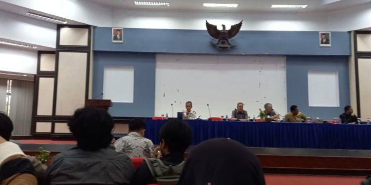 Ilmu Sejarah Unhas Launching Buku tentang Gagasan Lokal Revolusi Indonesia