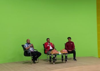 Selenggarakan Talkshow, Prof Adi Bahas Potensi Unhas TV Jadi Saluran Unggul