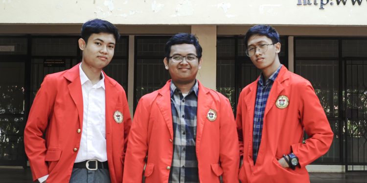 Tawarkan Konsep Parenting Berbasis Pancasila, Kontingen FISIP Unhas Juara 1 Esai Nasional