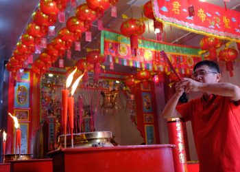 Perayaan Imlek di Tahun Naga Kayu