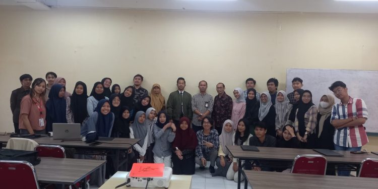 Geofisika Unhas Bersama Asosiasi Pilot Bahas Meteorologi Maritim dan Penerbangan