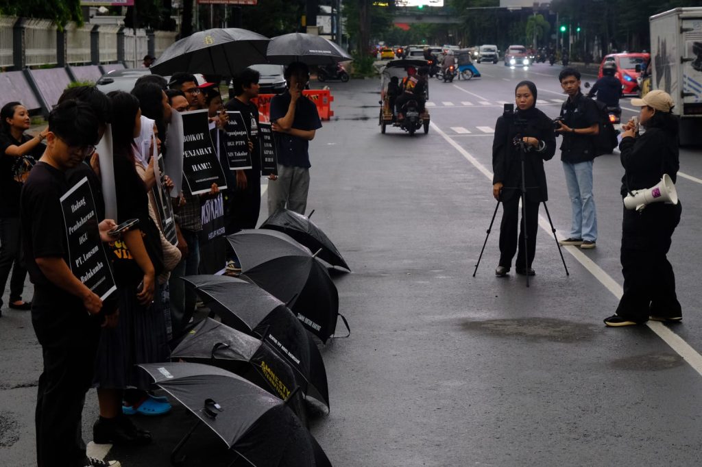 Suasana Aksi Kamisan di depan Monumen Mandala, Makassar, Kamis (21/03)