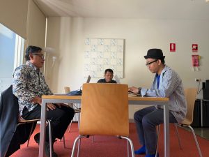 Meeting dengan Dr Priyambudi Sulistiyanto dari Global Encounters Monash di Naarm (Melbourne), Australia, (25/02). Foto: Dokumentasi Pribadi