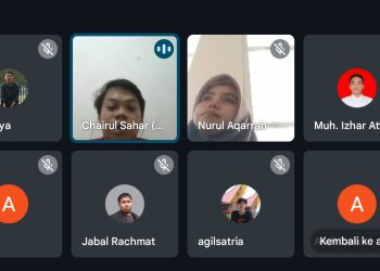 Mahasiswa Unhas memberi solusi alternatif Tapera dalam Diskusi Gen Z Makassar Respons Tapera yang digelar readtimes.id, Sabtu (15/06). Foto: Tangkapan Layar