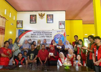 Dukung Ekonomi Desa, KKN Unhas Bantu Masyarakat Kembangkan Produk Rumput Laut