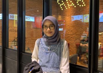 Penulis "Dia Angkasa", Nurwina Sari. Foto: Dokumentasi Pribadi