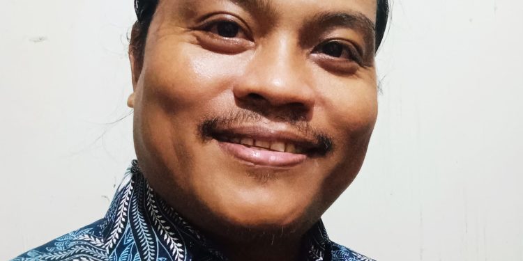 Foto Ketua Pusat Disabilitas Unhas, Ishak Salim.