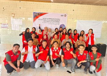 Mahasiswa KKN Prestasi Sampaikan Rancangan Program Kerja di Kelurahan Parangloe